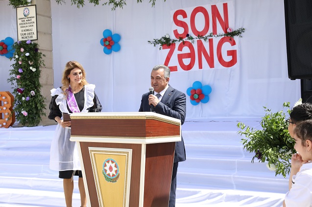 Abşeron məktəblərində 