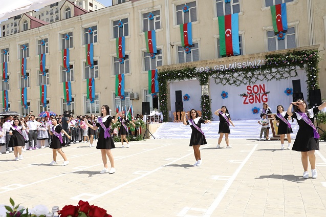 Abşeron məktəblərində 