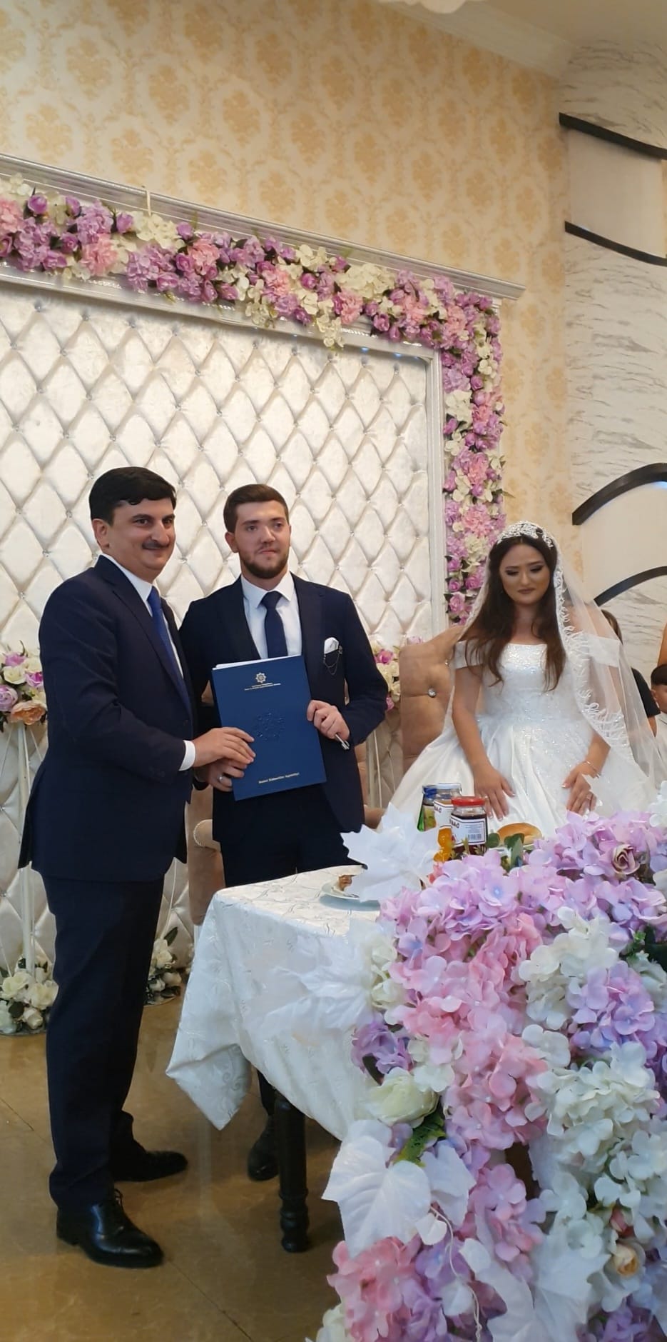 Qazi ilə Milli Qəhrəmanın qızına toy günü mənzil təqdim edildi - Fotolar