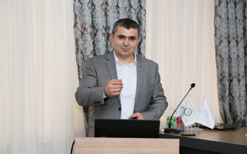 Tanınmış xəstəxanın baş həkimi istefa verdi