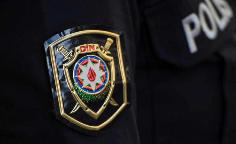 Bakıda polis ehtiyatsızlıqdan xəsarət aldı