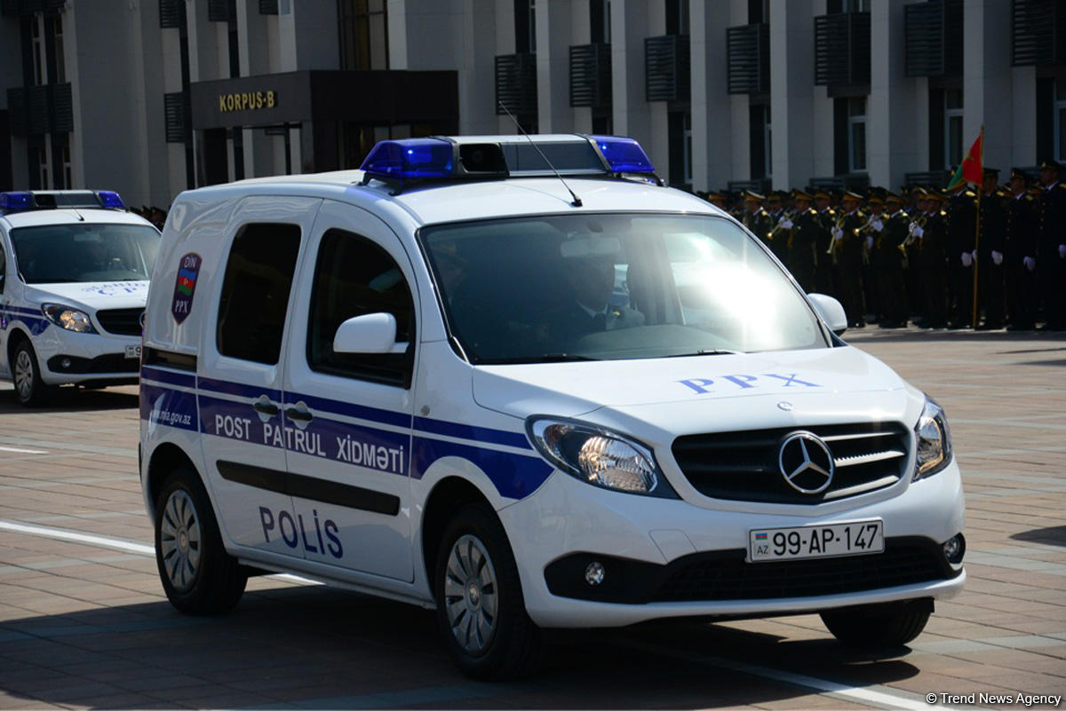 Maşını polisin üzərinə sürən şəxs: 