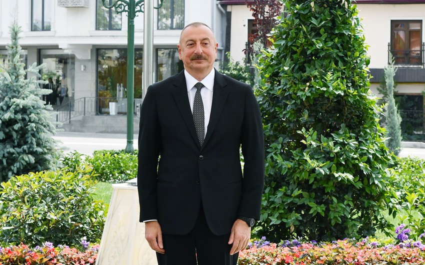 Prezident İlham Əliyevin Daşkənddə rəsmi qarşılanma mərasimi oldu
