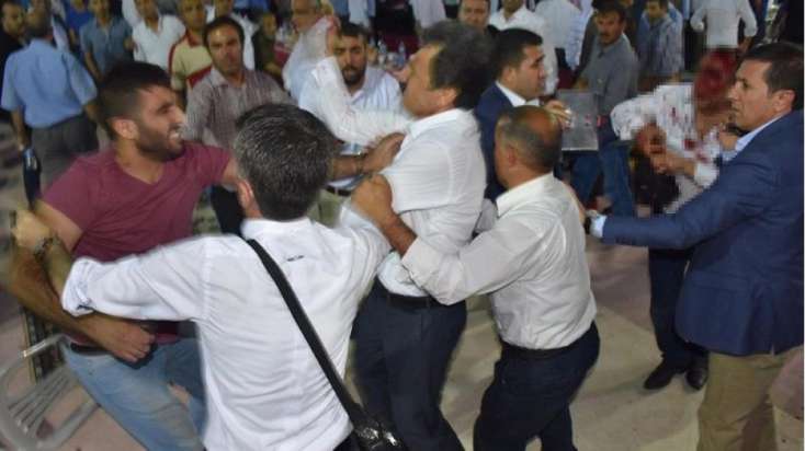 Toyda “Laçınım” mahnısının üstündə qan töküldü