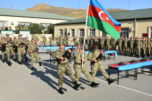 Azərbaycanda hərbi xidmətə növbəti çağırış başladı