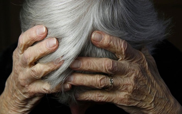 81 yaşlı anasını vəhşicəsinə qətlə yetirdi