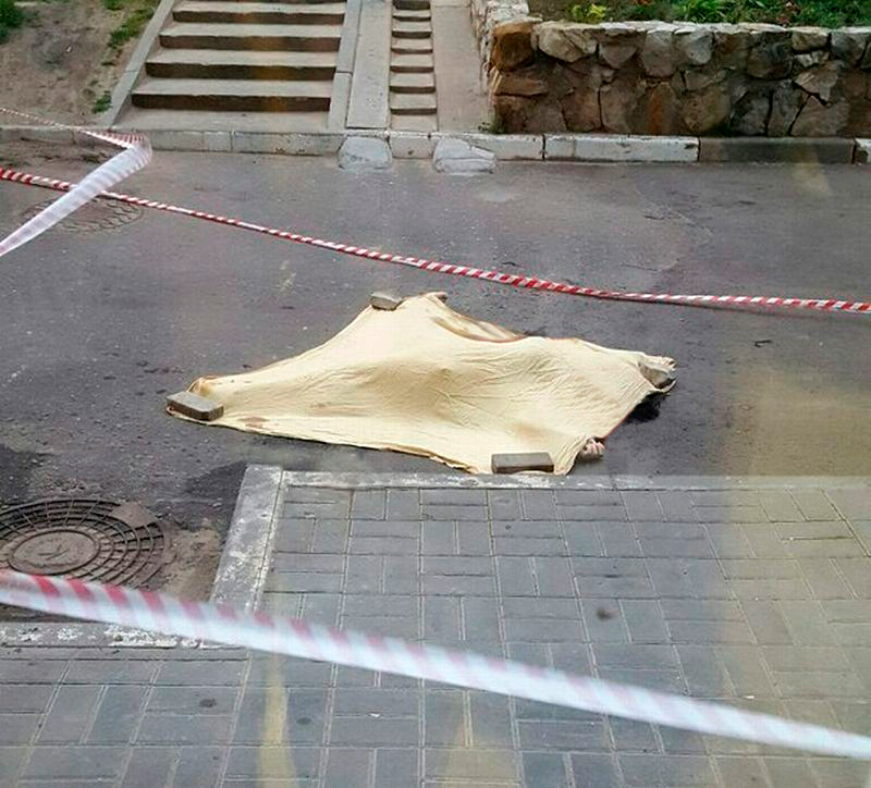 Bakıda fəhləni tikintidən itələyərək ölümünə səbəb olan şəxs həbs olundu