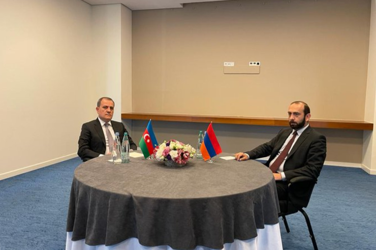 Azərbaycan və Ermənistan XİN rəhbərlərinin görüşü başa çatdı