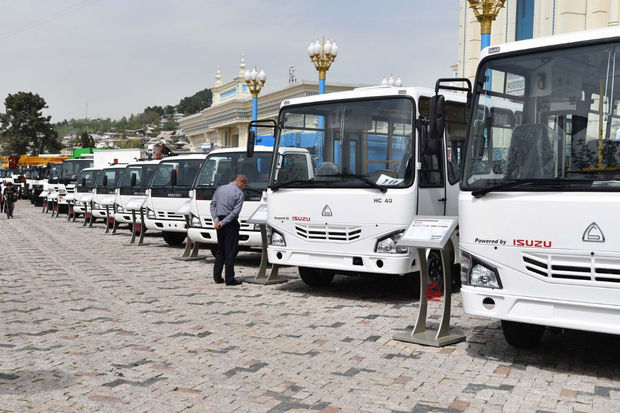 Özbəkistan Rusiya ilə avtobus reyslərini bərpa etdi