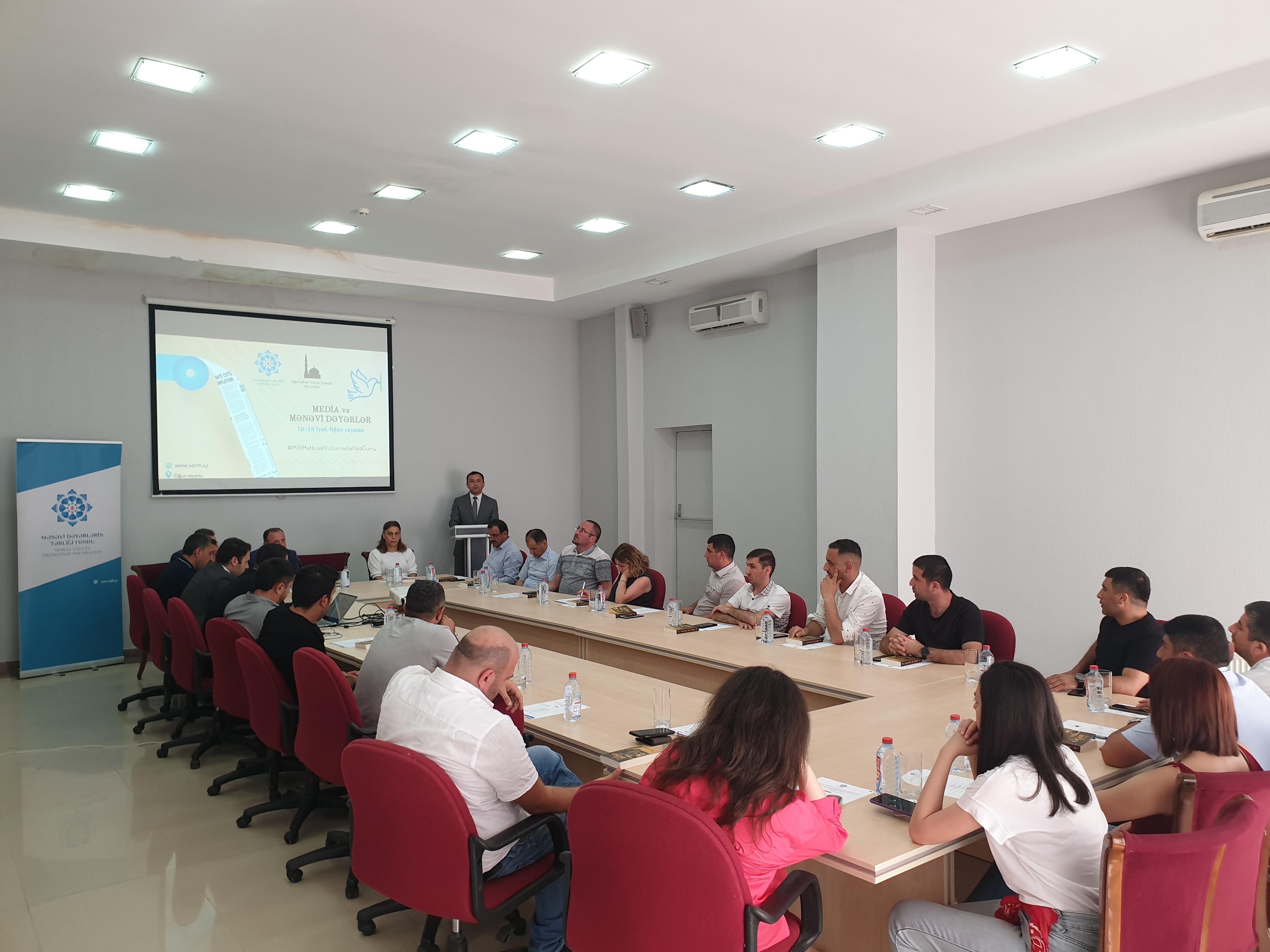 Oğuzda "Media və mənəvi dəyərlər" adlı ikigünlük seminar keçirildi - FOTOLAR