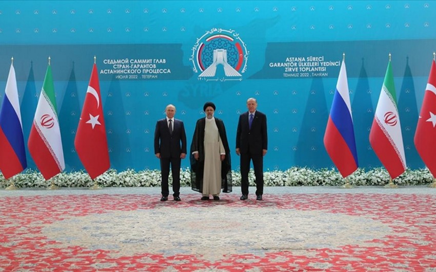 Tehranda Astana üçlüyünün sammiti başa çatdı