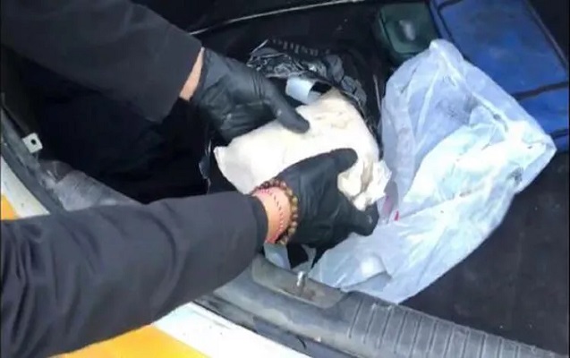 Qarabağ qazisi dövlətin verdiyi maşınla 77 kiloqram narkotik daşıdı