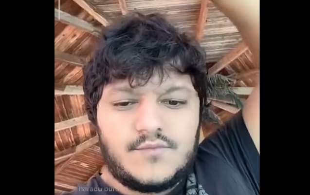 Hovuzda dincələn qadınları çəkib aşağıladı: "Hansınızın bacısıdır, deyin çəkməyim" - VİDEO