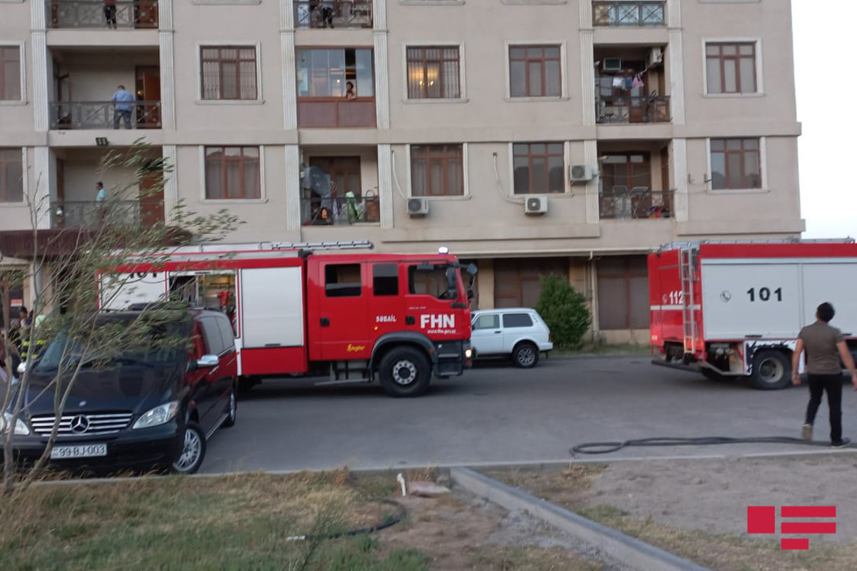 Jurnalistlər binasındakı yanğın söndürülüb