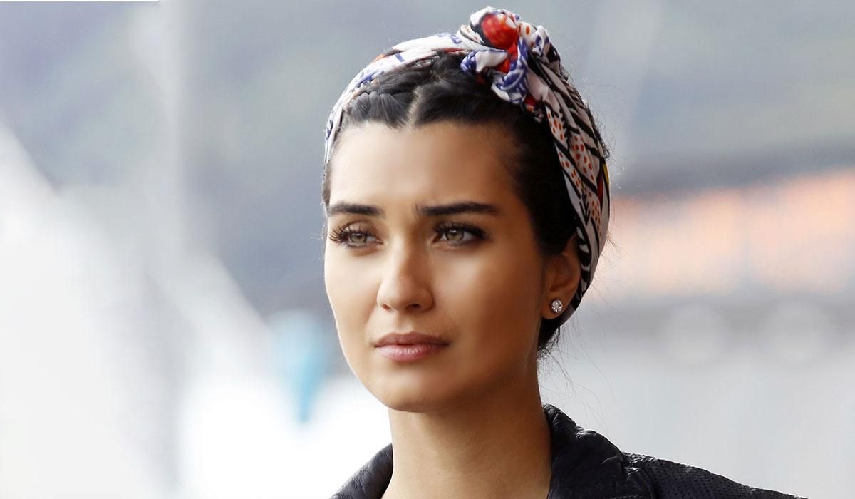 Tuba Büyüküstünün 10 yaşlı qızları ilə paylaşdığı FOTOLAR