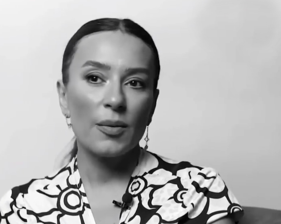Tünzalə Ağayeva: "Əli silahlı şəxs qışqırdı ki, yerə uzanın" - VİDEO