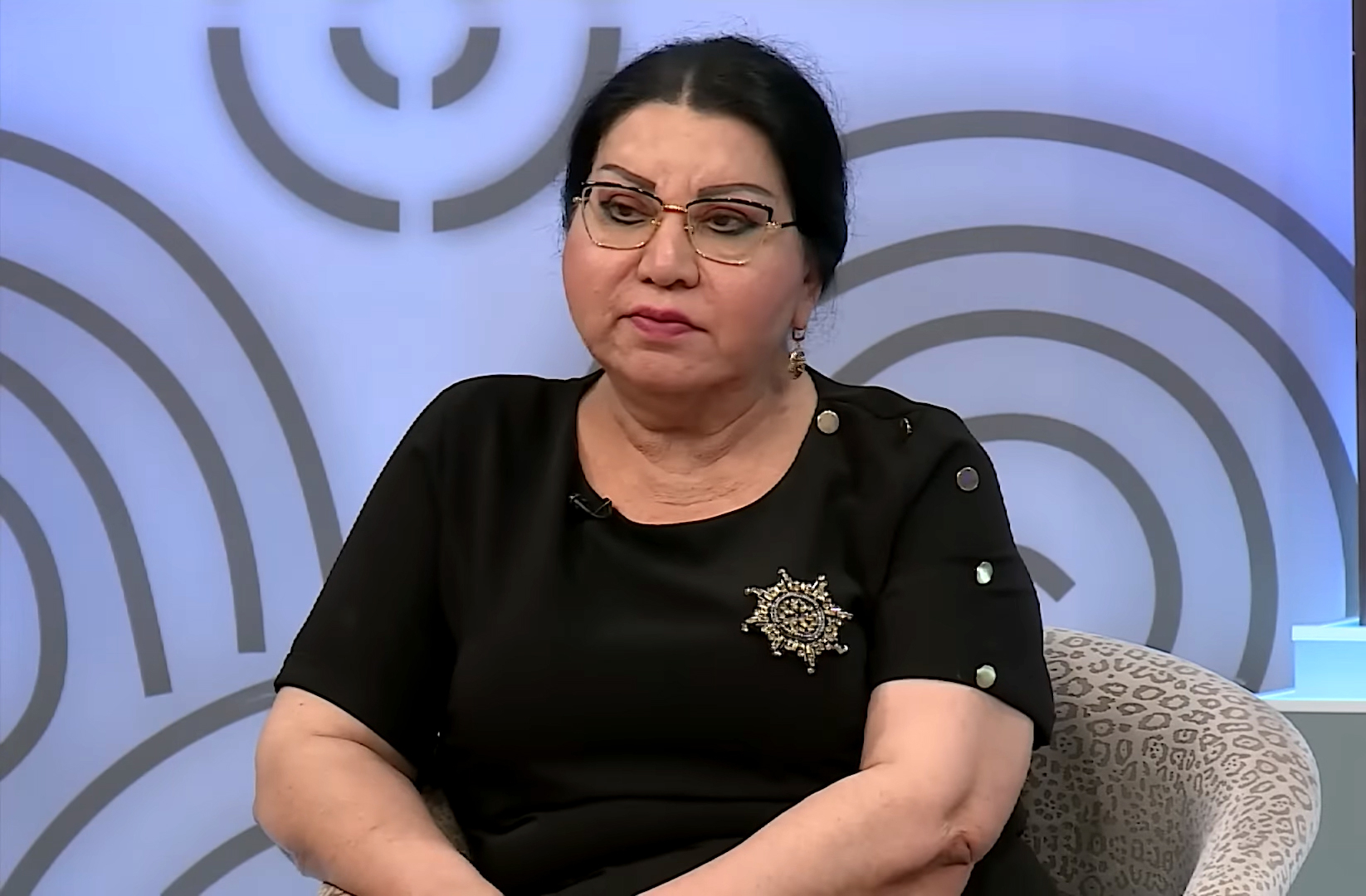 Şəfiqə Nağıyeva: "Oğlumun dediyi ilə oturub-dururam" - VİDEO
