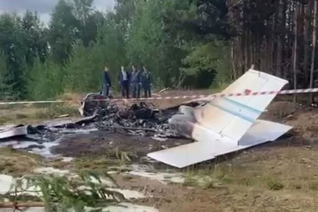 Rusiyada təyyarə qəzaya uğradı: Ölənlər var