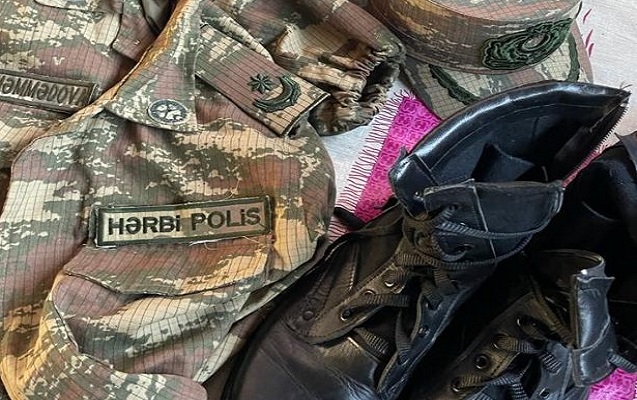 TikTokda hərbi polis kimi tanınan “Gülər”in evində axtarış aparıldı - Foto