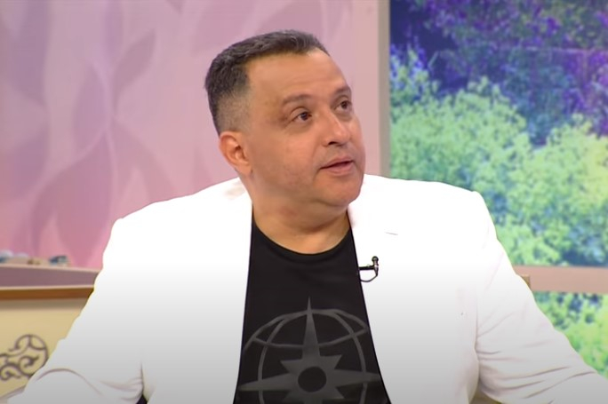 Çingiz Əhmədovdan ATMACA: "Teatrda işləməyən aktyora aktyor kimi baxmıram" - VİDEO