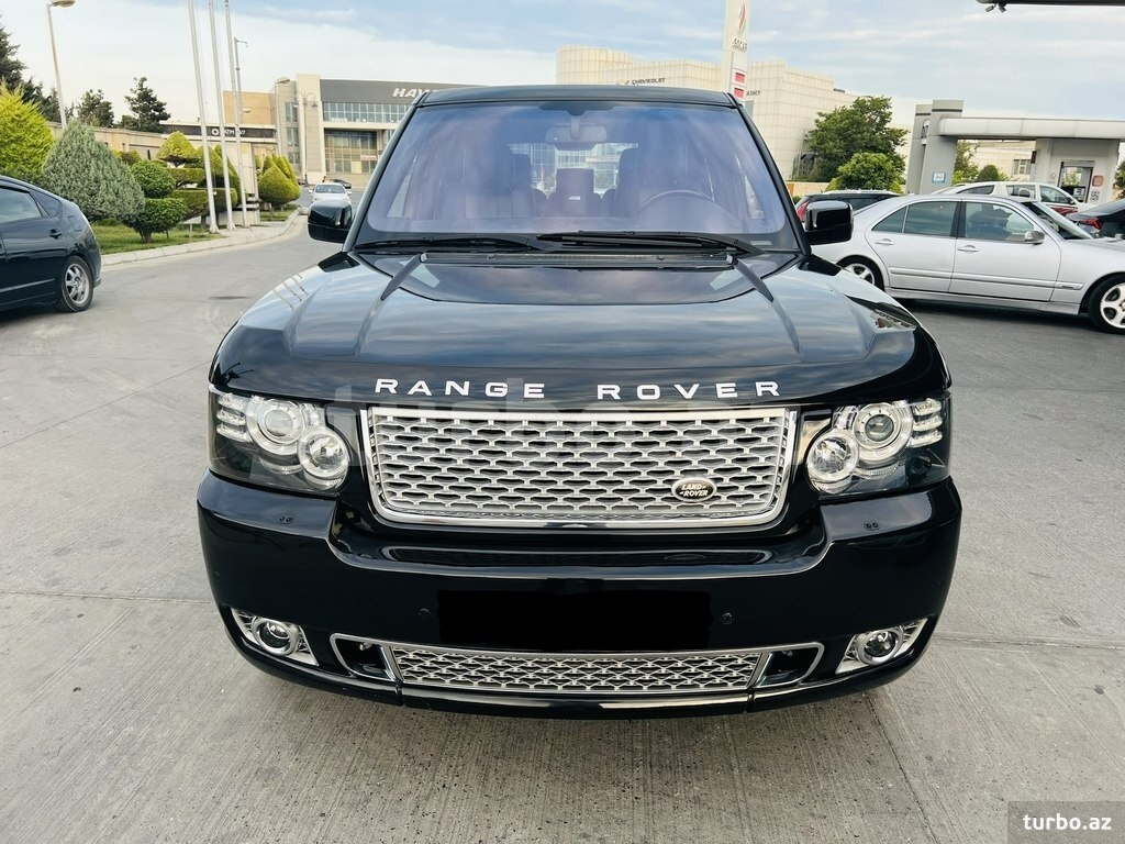 Bakıda qadının “Range Rover”i oğurlandı