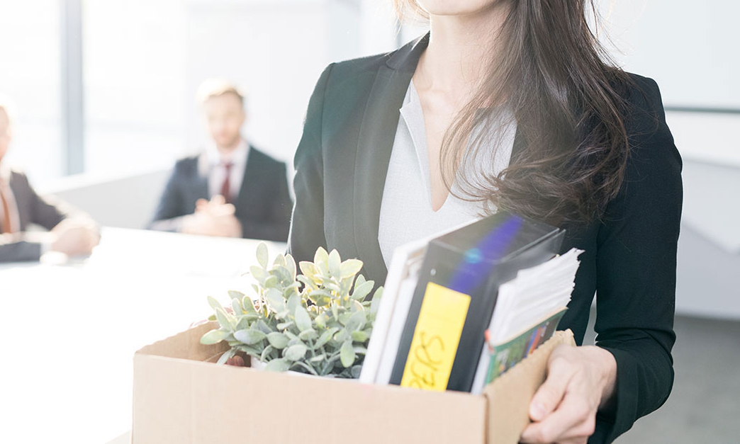 Tanınmış xanım jurnalist vəzifədən getdi - FOTO