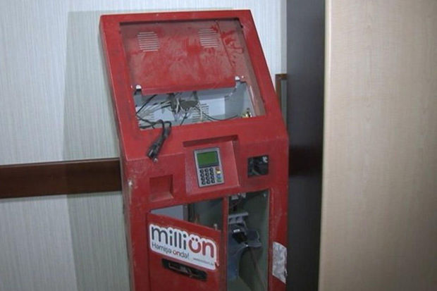 Bakıda ödəmə terminalından oğurluq edildi