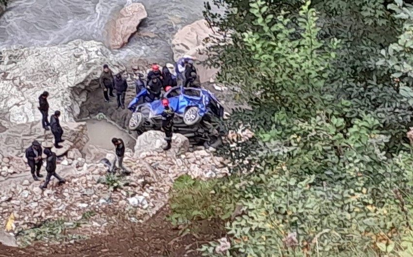 Qubada yol qəzası olub, ölənlər var