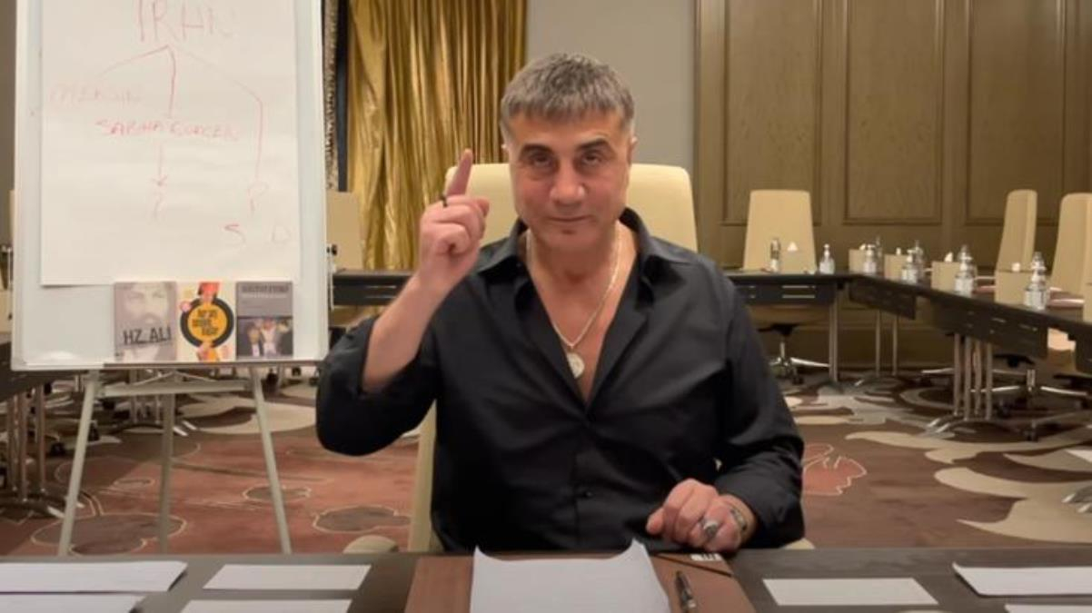 Sedat Pekerin evinə silahlı hücum oldu, yaralanan var