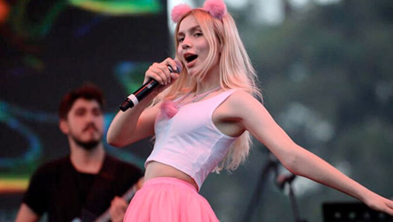 LGBT-yə görə Aleyna Tilkinin konserti ləğv edildi