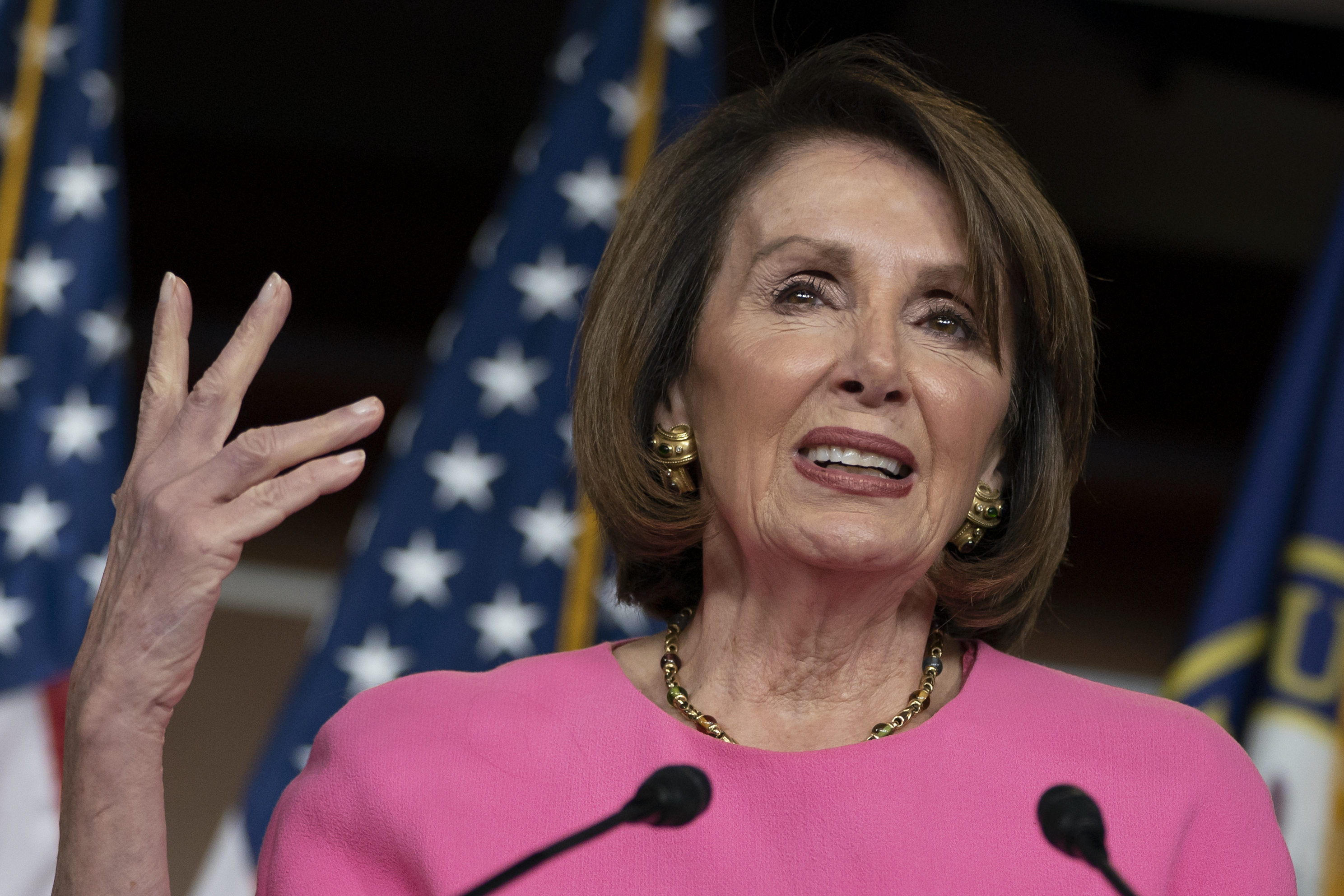 "Pelosi elə yaşdadır ki, nə desən ağlayacaq"