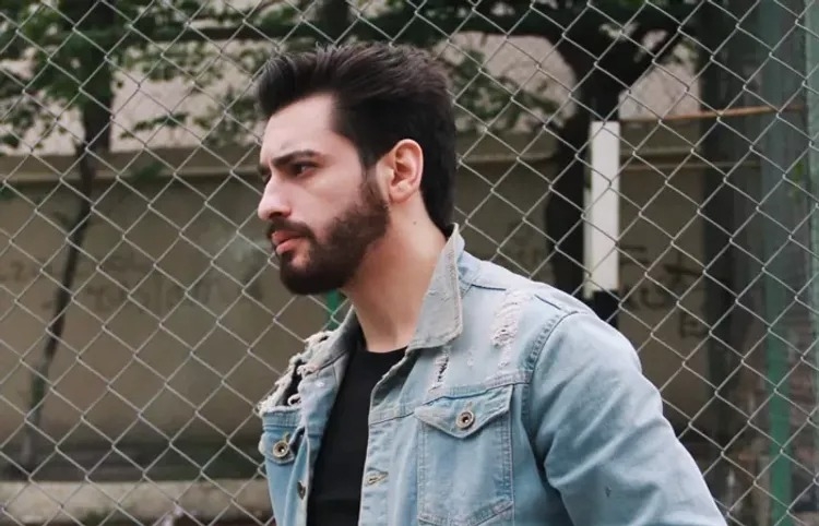 Teatr direktoru Nüsrət Kəsəmənlinin qazi nəvəsini işə götürmədi - FOTO