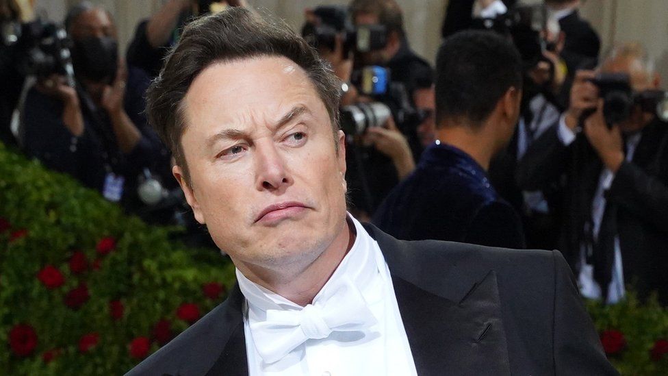 Elon Mask İranda internet problemini həll etməyə çalışır