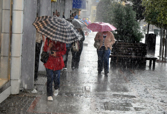 Güclü külək əsəcək, yağış yağacaq, temperatur 12 dərəcə enəcək - Hava XƏBƏRDARLIĞI
