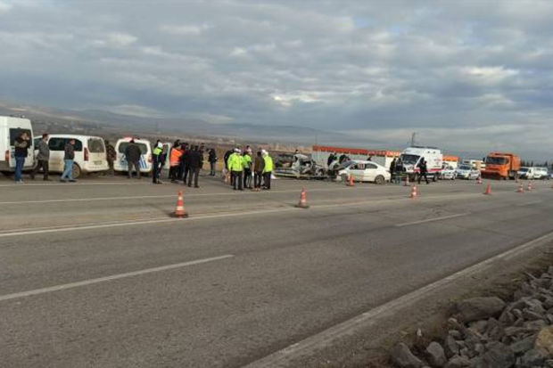 Bakıda baş verən dəhşətli qəzada ölən şəxslərin kimliyi bəlli oldu