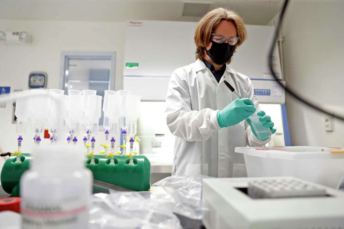 Dünyada yeni virus peyda olub: Yeni pandemiyaya səbəb ola bilər