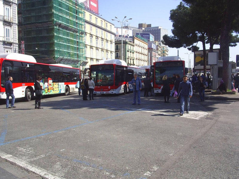Bu ölkədə də ictimai nəqliyyatda maska zərurəti aradan qaldırıldı