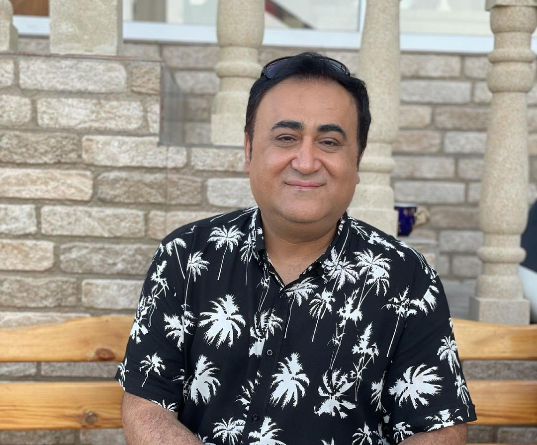 Elgiz Əkbər göz yaşlarına boğuldu: "Dedi, pulsuz dönər və çörək apara bilərsiniz" - VİDEO