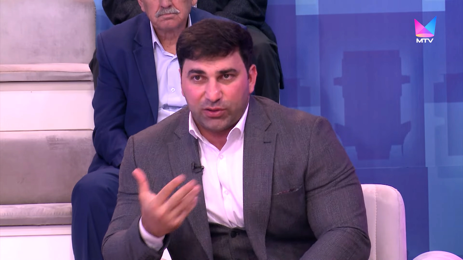 Kamil Zeynallı: "Kiminsə anasına ilişirsənsə, deməli kişi deyilsən" - VİDEO