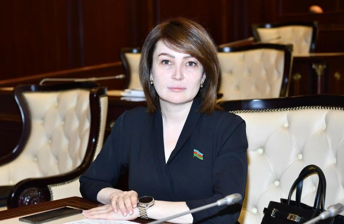Deputat Jalə Əhmədova həyat yoldaşının ölüm səbəbini açıqladı: "Anidən..."