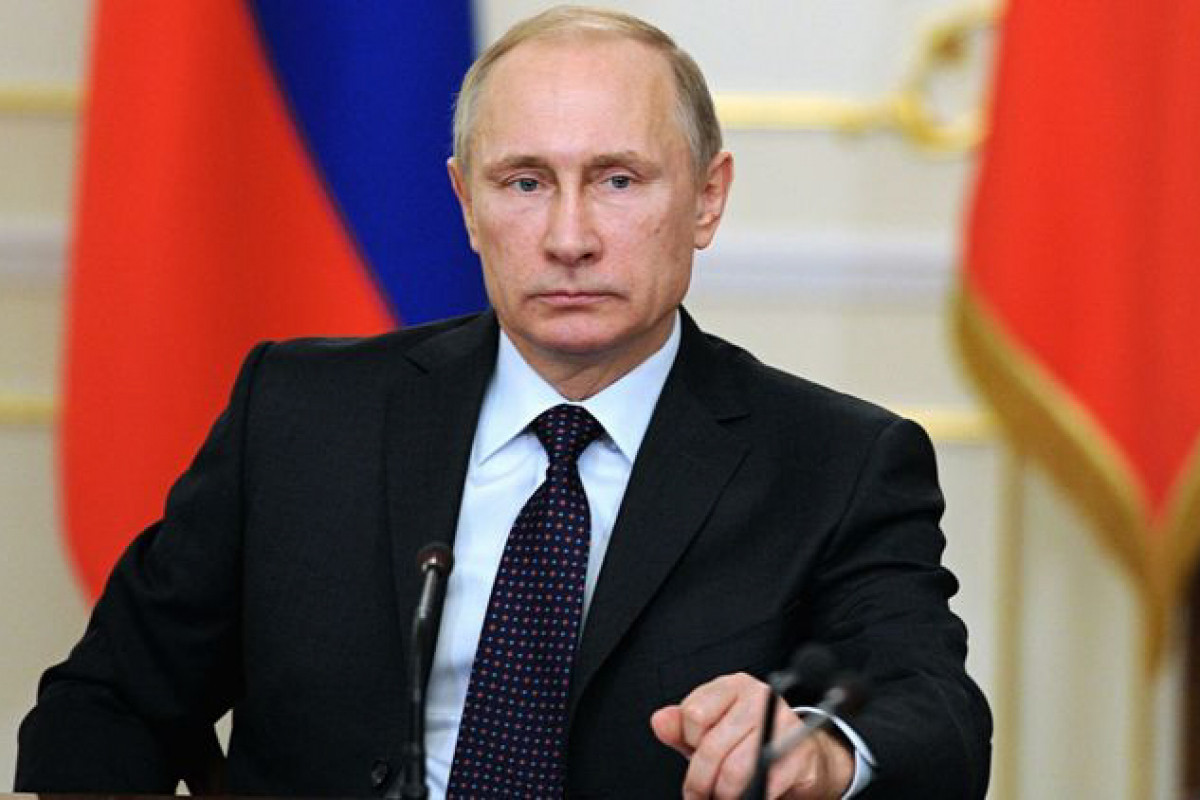 Putin: Sanksiyalar cəmiyyətin birliyini tələb edir