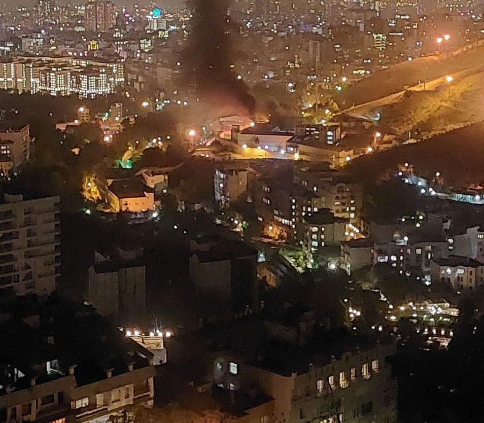Tehran həbsxanasındakı yanğında 8 nəfər yaralanıb - VİDEO