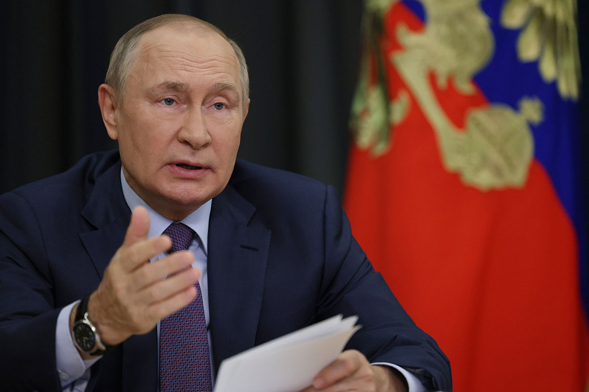 Putin Donetsk, Luqansk, Xerson və Zaporojyedə hərbi vəziyyət elan etdi