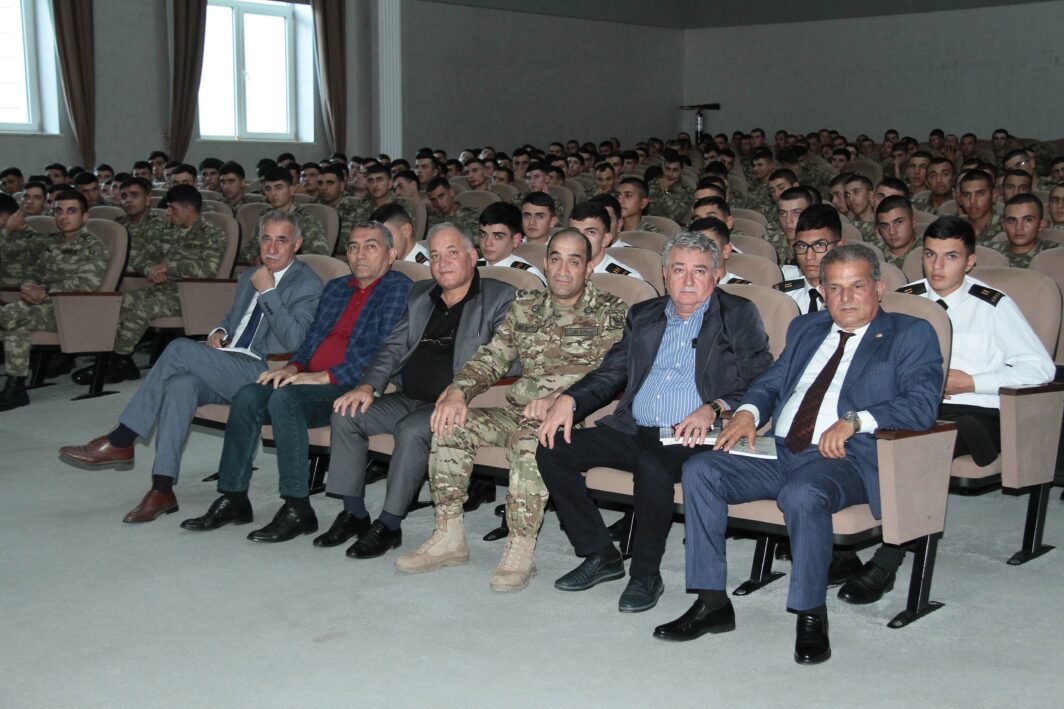 "Sən Vətənə bənzəyirsən” kitabı Heydər Əliyev adına Ali Hərbi İnstitutda təqdim olundu - FOTO
