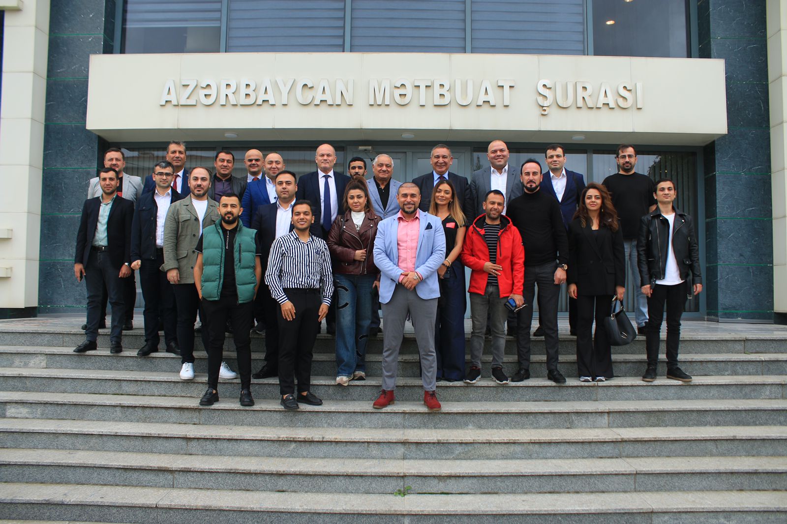 Mətbuat Şurasında sosial mediada fəal kanal rəhbərləri və səhifə idarəçiləri ilə görüş keçirildi - FOTOLAR
