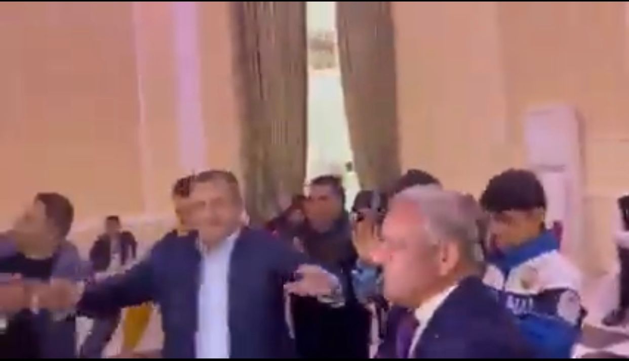 Deputatla icra başçısı müharibə iştirakçısının toyunda — VİDEO