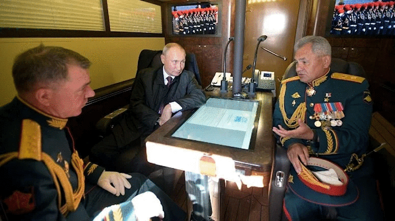 Putin nüvə təlimini canlı izlədi