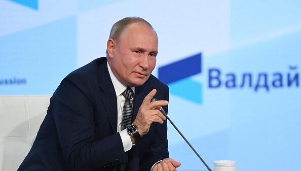 Putin keçmiş baş naziri “dəli” adlandırdı