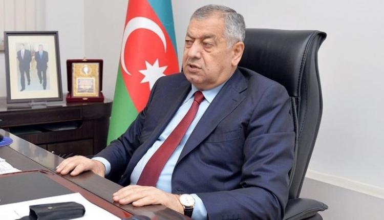 Vahid Əhmədov: "Azərbaycanla Türkiyə arasında dərmanların qiymətində 7 dəfə fərq var"