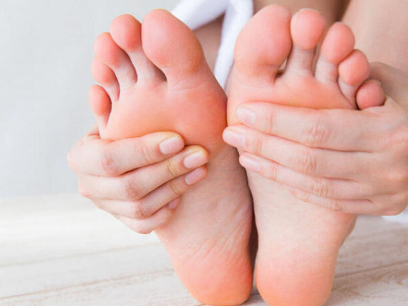Ayaqlarınızın daim üşüməsi hansı xəstəlikdən xəbər verir?